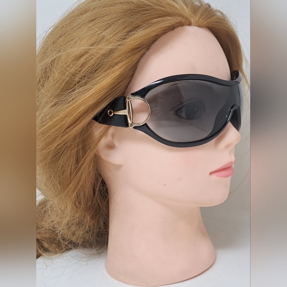 Gucci Women's Sunglasses Vintage Y2K Wrap Black Gray Gold Horsebit GG2561/S - Picture 2 of 16